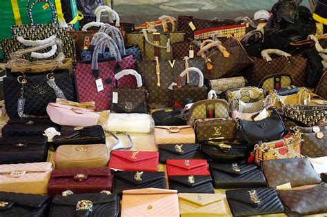 fake bags in airport|how to import counterfeit luggage.